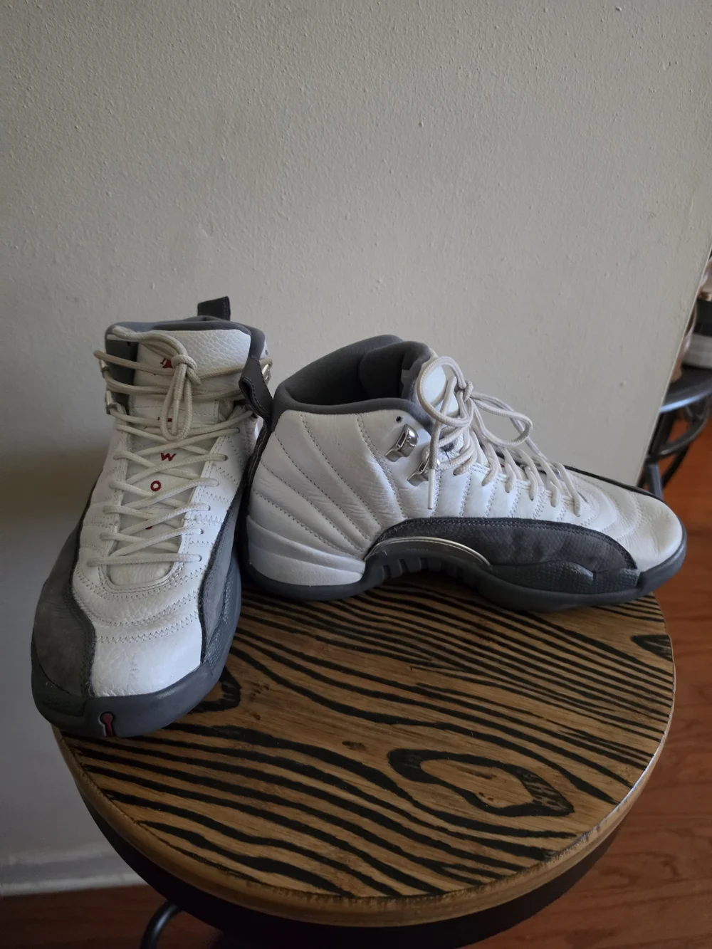 Air Jordan 12 Retro sneakers